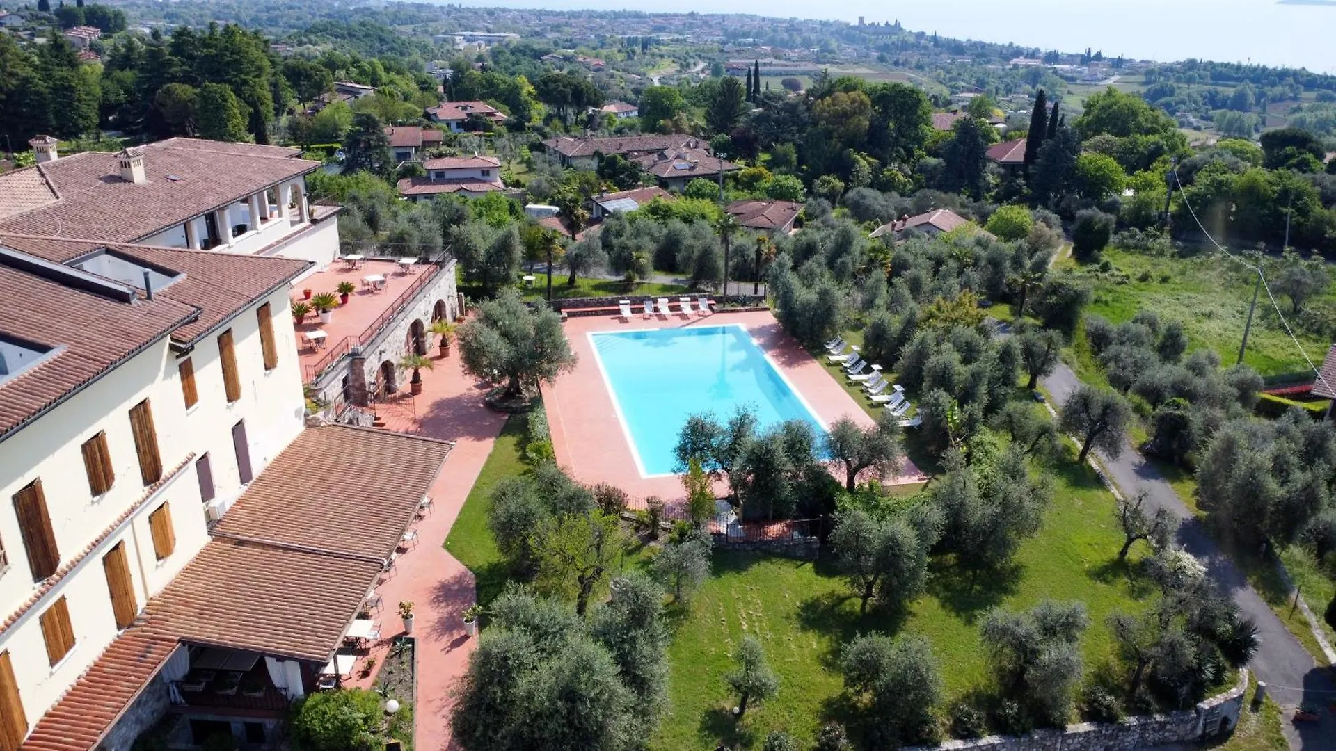 *** アパートホテル ソイアーノ・デル・ラーゴ San Rocco Relaisアパートホテル イタリア