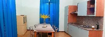 アパートホテル ソイアーノ・デル・ラーゴ San Rocco Relaisアパートホテル