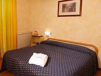 アパートホテル ソイアーノ・デル・ラーゴ San Rocco Relaisアパートホテル