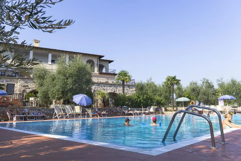 アパートホテル ソイアーノ・デル・ラーゴ San Rocco Relaisアパートホテル