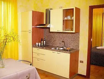 ソイアーノ・デル・ラーゴ San Rocco Relaisアパートホテル 3*,  イタリア