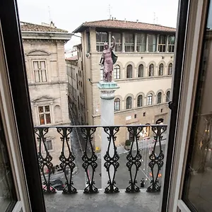 Bed & Breakfast Tornabuoni View